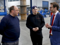 20171602 werkgevers in het zonnetje op \'Dag van Duizend Voorbeelden Elektroplast Egstraat Dordrecht Tstolk