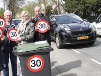 20170504 Stickeractie op Bankastraat Dordrecht Tstolk