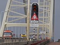 20161710 Drukte op Papendrechtse brug Randweg N3 Dordrecht Tstolk 001