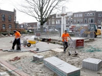20152403-Nieuwe-bestrating-rondom-Sumatraplein-Dordrecht-Tstolk_resize