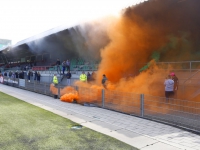 20170405 FC Dordrecht-fans steunen ploeg tijdens belangrijke week Krommedijk Dordrecht Tstolk 004