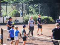 Kiki Bertens geeft tennisclinic bij jubilerend CC Schenkeldijk Dordrecht