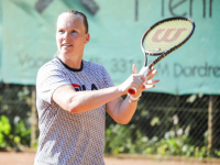 Kiki Bertens geeft tennisclinic bij jubilerend CC Schenkeldijk Dordrecht