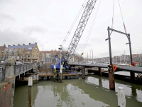 Tijdelijke Engelenburgerbrug bijna klaar voor gebruik