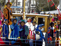 Sinterklaas weer veilig aangekomen in Dordrecht