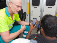 ‘Tolkenapp’ voor ambulancepersoneel