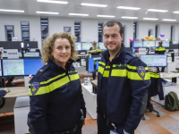 30012023-Brain-en-Larissa-op-de-Meldkamer-Politie-Zeeland-west-Brabant-Bergen-op-Zoom-Stolkfotografie