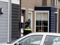 20152110-Politie-zoekt-blauw-kleurige-citroën-Frida-Katz-erf-Dordrecht-Tstolk-003