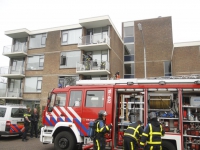 20162204 Veel rook en waterschade bij woningbrand Zwijndrecht Tstolk 002