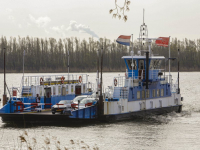 Veerpont Kop van het land Dordrecht