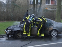 20162701 Auto uitgebrand op de Galileilaan in Dordrecht Tstolk 002