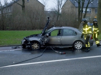 20162701 Auto uitgebrand op de Galileilaan in Dordrecht Tstolk 003