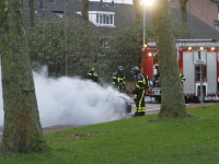 20162701 Auto uitgebrand op de Galileilaan in Dordrecht Tstolk 004