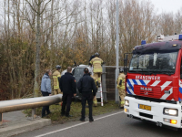 Vrachtwagen op zijn kant Aquamarijnweg Dordrecht