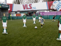 20172203 Voetbalfun in het grote stadion Dordrecht Tstolk 001