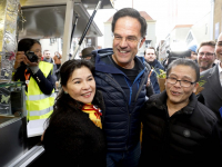 05032023-Rutte-en-Sophie-trappen-VVD-campagne-af-in-Dordrecht-Stolkfotografie-036