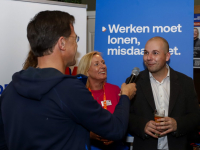 05032023-Rutte-en-Sophie-trappen-VVD-campagne-af-in-Dordrecht-Stolkfotografie-042