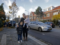 20181511 ‘Wachten tot het echt een keer mis gaat op Stooplaan’ Dordrecht Tstolk