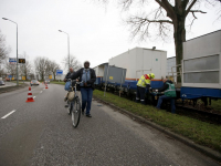 20171812-Wagon-van-Volkerrails-uit-rails-gekomen-Dokweg-Dordrecht-Tstolk-005