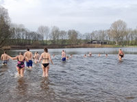 ‘Warme’ nieuwjaarsduik De Merwelanden Dordrecht