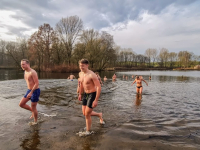 ‘Warme’ nieuwjaarsduik De Merwelanden Dordrecht