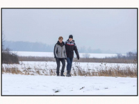 08012026-Wandelaars-lopen-door-de-sneeuw-in-De-Elzen-Dordrecht-Stolkfotografie
