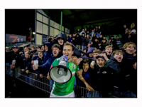 19042024-Vreugde-en-blijdschap-onder-supporters-van-FC-Dordrecht-na-de-overwinning-op-TOP-Oss-Dordrecht-Stolkfotografie-004