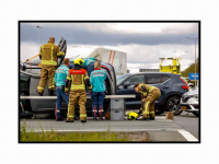 20042026-Auto-op-zn-kant-bij-ongeval-op-N3-Dordrecht-Stolkfotografie-001
