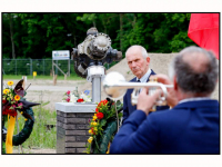 04052025-Onthulling-WO-II-herdenkingsmonument-piloot-Henri-Goldsmit-in-Amstelwijck-Dordrecht-Stolkfotografie-008
