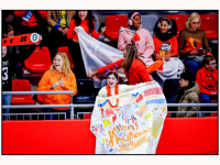 28112025-Scholieren-genieten-van-internationaal-shorttrackspektakel-Dordrecht-Stolkfotografie-009