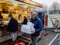 Oliebollen verkopen Dordtsche Gebakkraam WC Bieshof Dordrecht