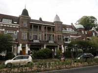 Vier panden Oranjelaan monument Dordrecht