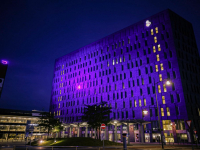 Ziekenhuis in paars licht Dordrecht