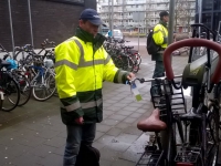 20170310 Gemeente labelt verkeerd gestalde fietsen 1